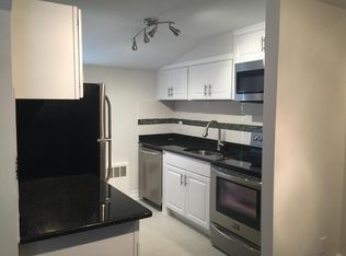 21 Whittemore Pl, Port Chester, NY 10573