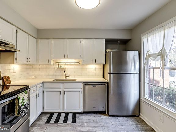 5th image of 5507 Independence Cir