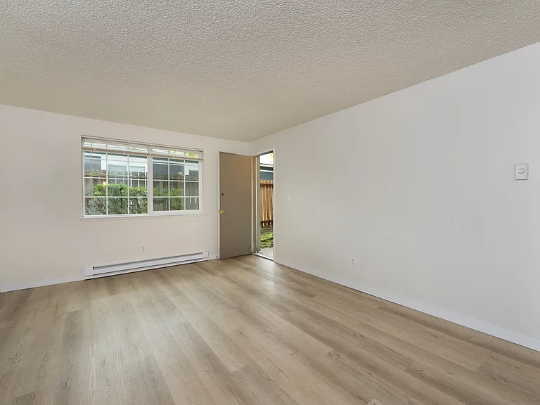 1 Bed 1 Bath Standard - 513 Sq Ft 1 Bed 1 Bath Standard - 513 Sq Ft