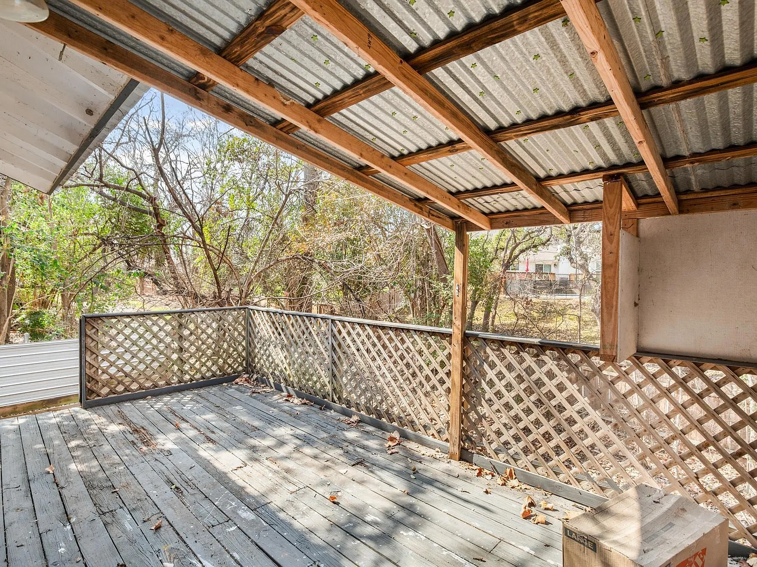 3 bed, 1.5 bath, 1200 sqft, $1,695 — Photo 3