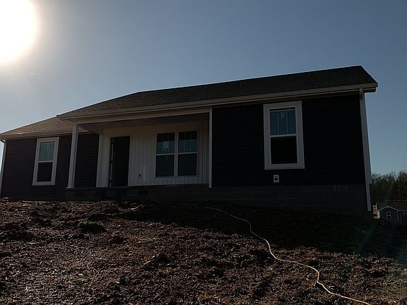3rd image of 400 Anne Claire Ln