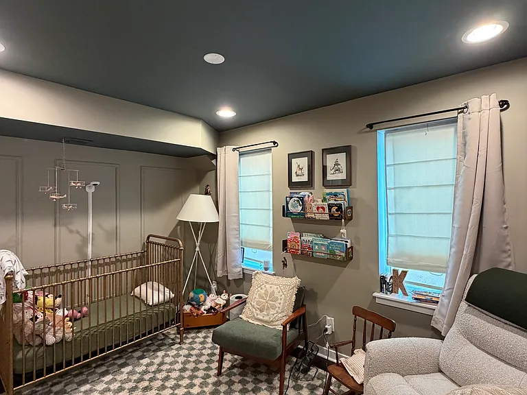 Bedroom 2 (front of house)