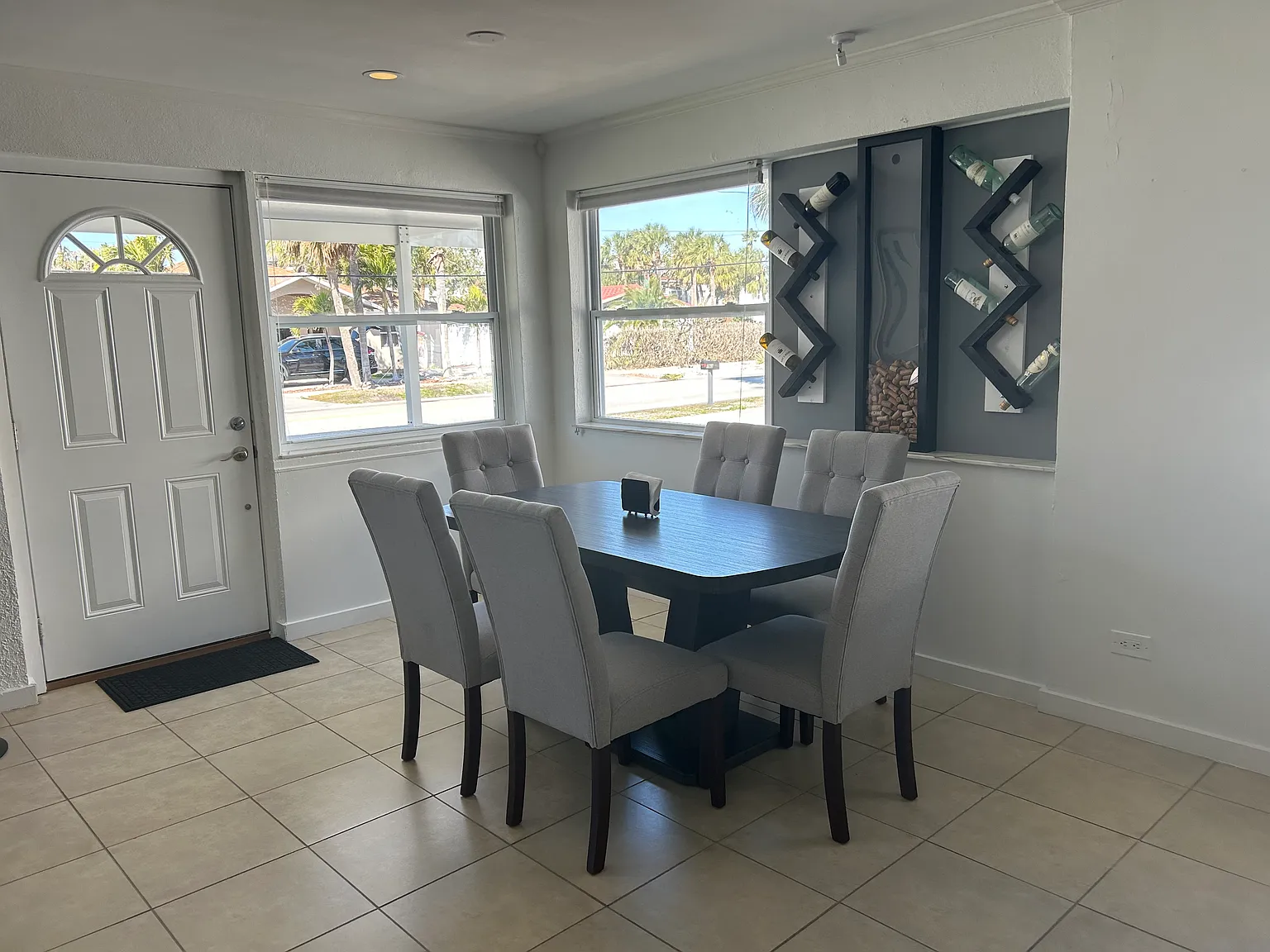 3 bed, 1200 sqft, $4,500 — Photo 4