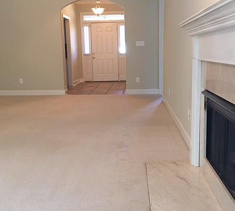 4th image of 1811 Charleston Cir