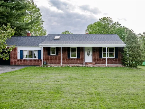 128 Steppland Rd, Butler, PA 16002
