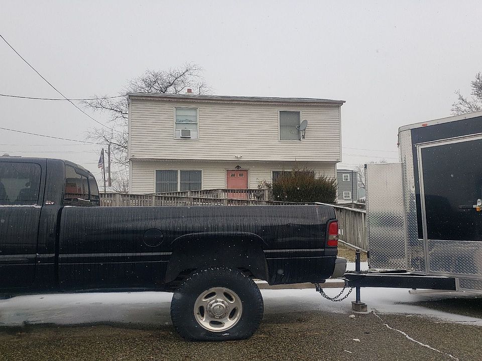 1st image of 157 Larch St