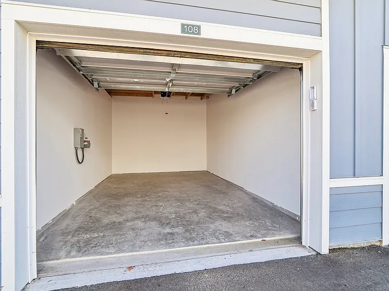 Velara Luxury Apartments — Photo 41
