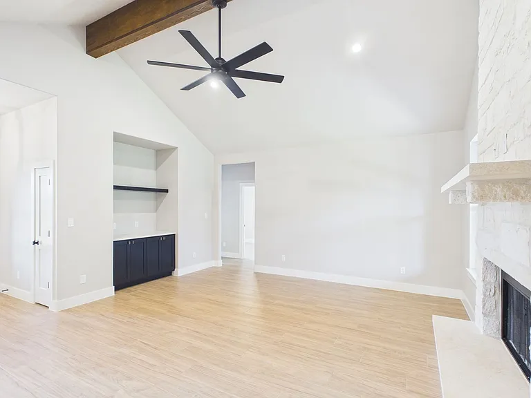 110 Parlin Ln — Photo 15