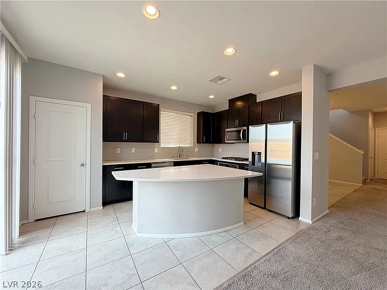 9386 Barcolobo Ave — Photo 8