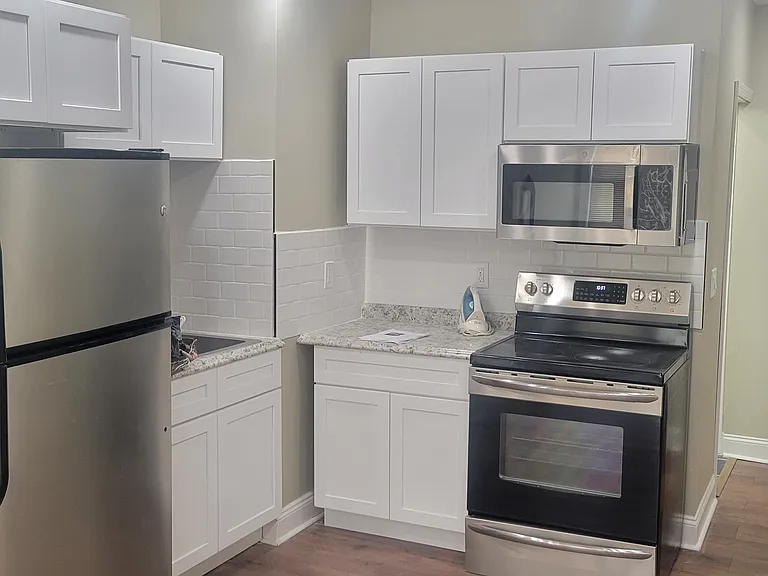 207 W Laveer St #1 — Photo 1