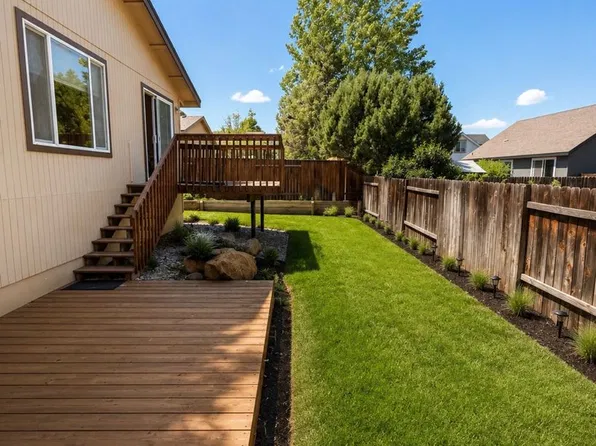 2218 NE Carrie Ln, Bend, OR 97701