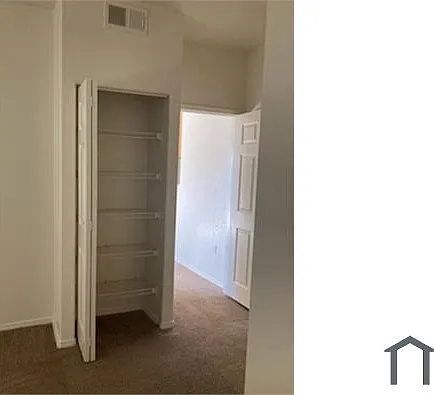 3 bed, 1256 sqft, $2,145 — Photo 3
