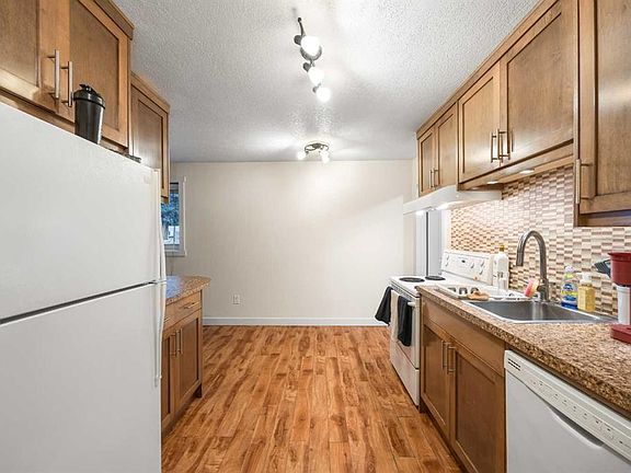 5th image of 3103 W Blakiston Dr NW #102