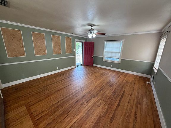3rd image of 2418 29th St