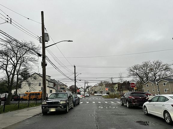 5th image of 11401 211th St