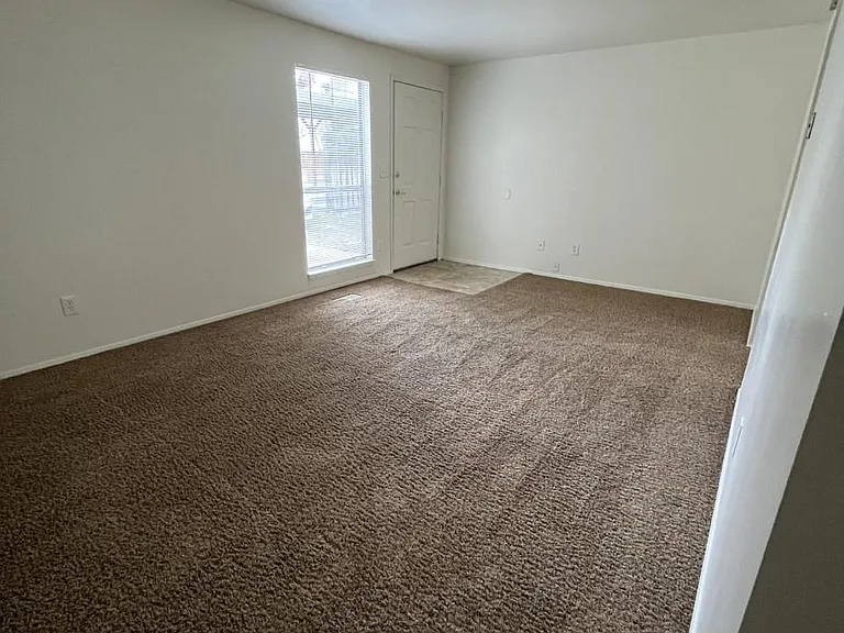 Colby Court — Photo 13