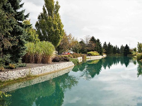 4th image of 4051 Greenbelt Dr