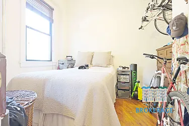 Rented by SBJ Brokerage, LLC