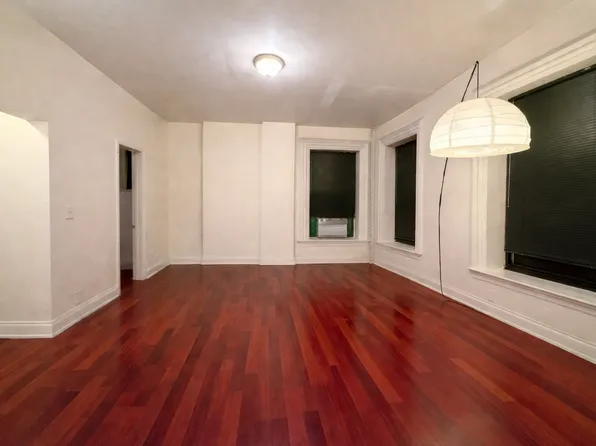 350 Greene Avenue image 1 of 5