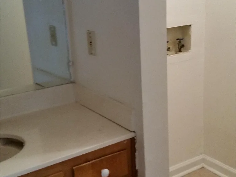 112 Oak Ridge Ave #B — Photo 5