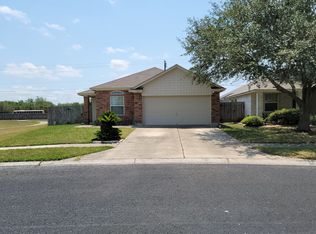 315 Sequoia Dr, Victoria, TX 77904