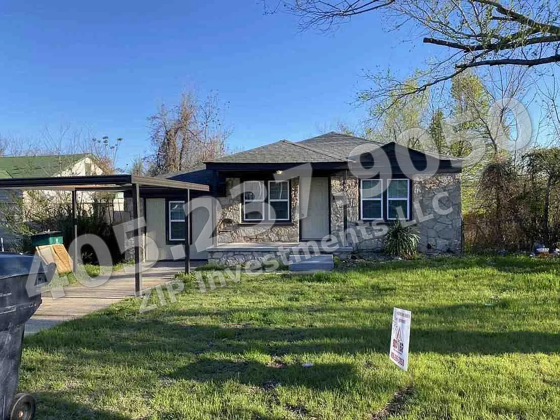 3 bed, 1207 sqft, $1,050 — Photo 1