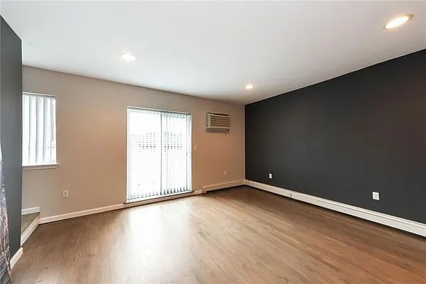 Sold by Ben Bay Realty Co. of Bay Ridge | media 27