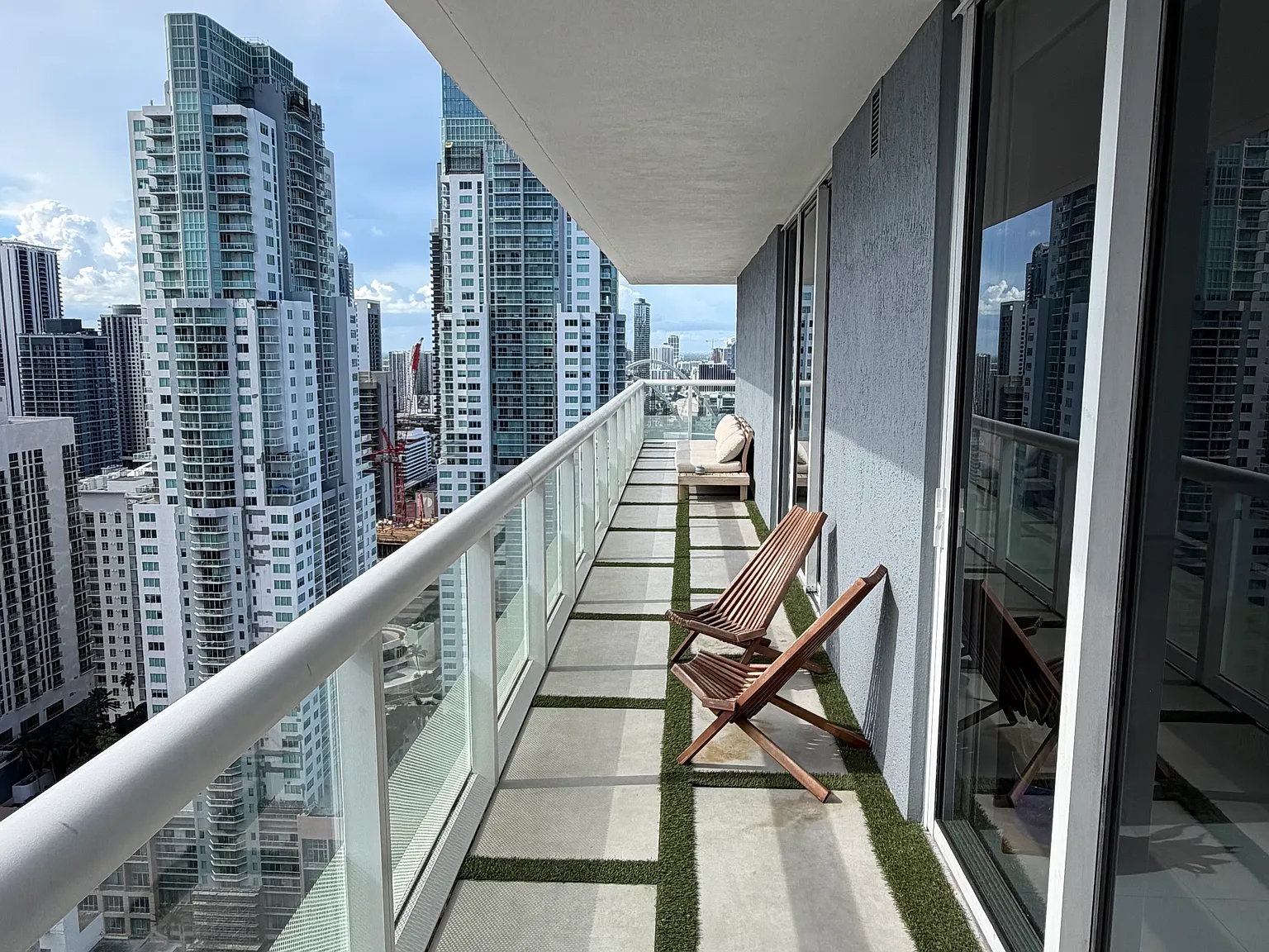 2 bed, 1256 sqft, $8,000 — Photo 4