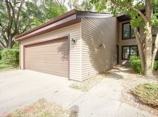 906 Colorado Ave, Urbana, IL