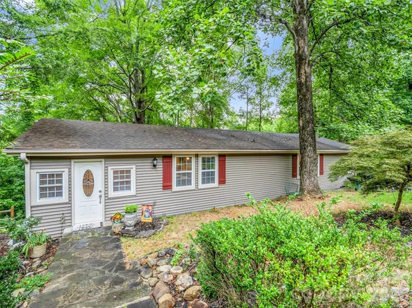 297 Chimney Cliff Dr, Lake Lure, NC 28746