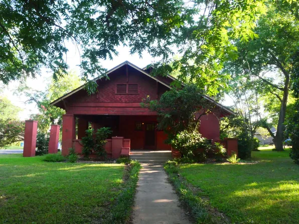700 N Main St, Elgin, TX 78621