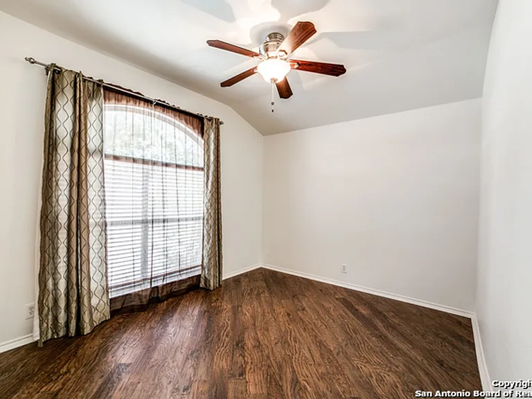 5538 Painter Grn — Photo 3