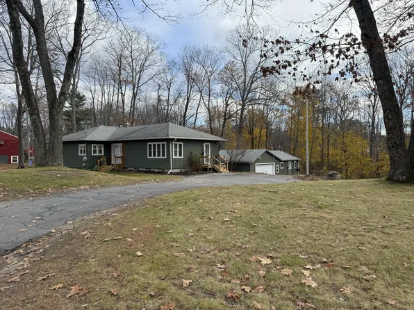 3 Woodland Avenue, Lisbon, ME 04252