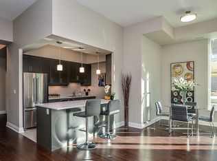 99 Range Rd, Ottawa, ON K1N 0C4