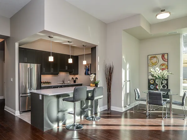 99 Range Rd, Ottawa, ON K1N 0C4