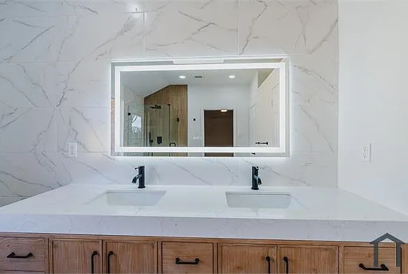 8805 Barton Creek Dr — Photo 17