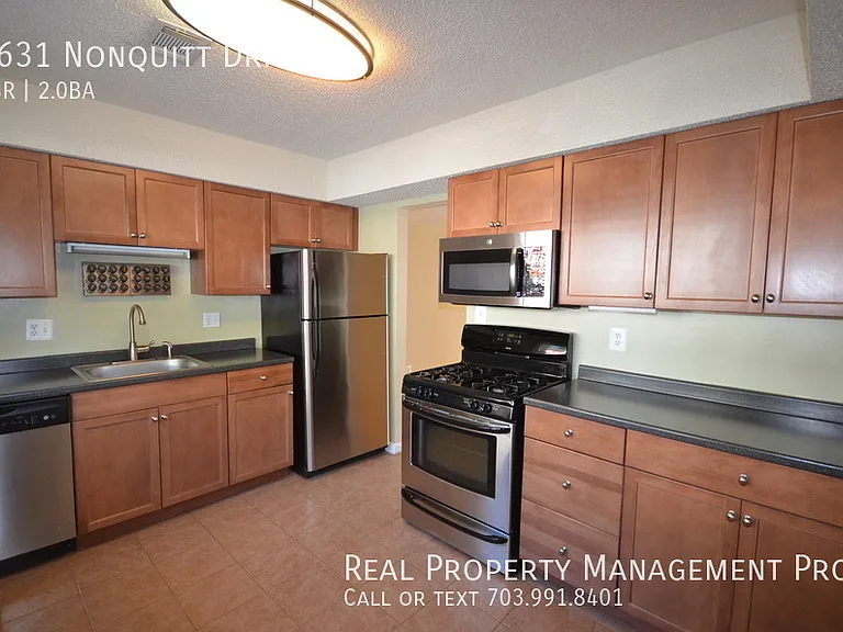 9631 Nonquitt Dr — Photo 5