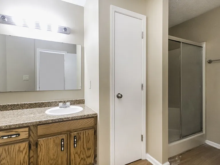 1112 Delray Dr — Photo 15