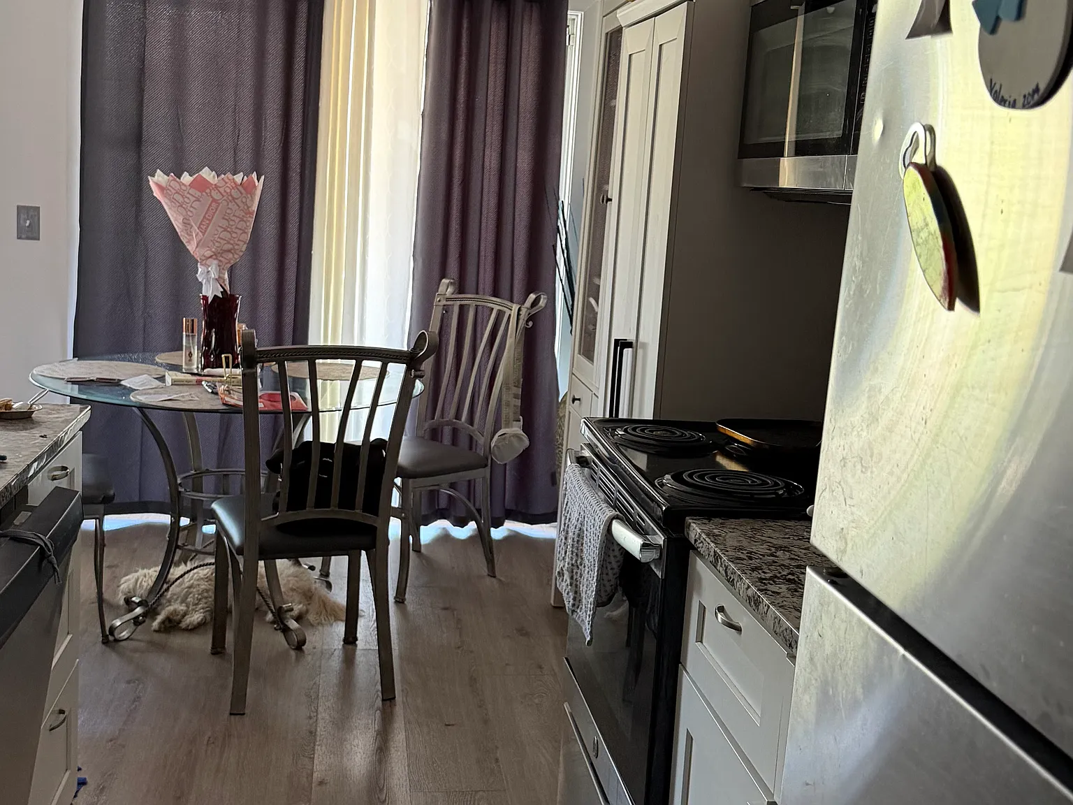 2 bed, 968 sqft, $1,900 — Photo 1