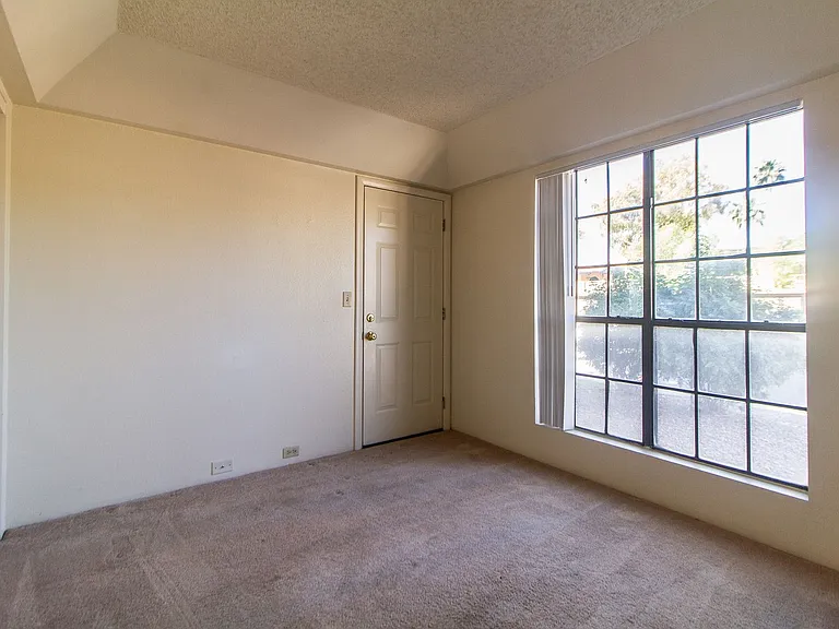 7557 N Dreamy Draw Dr #101 — Photo 19