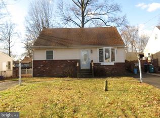 2332 Pleasantview Ave, Upper Chichester, PA 19061