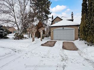 44 Ravenscroft Rd, Ajax, ON L1T1W2