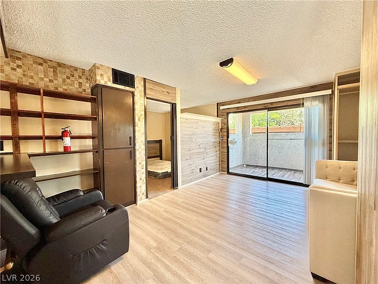 4360 Gannet Cir #21 — Photo 3