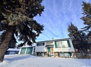 20 4th Ave E, Neilburg, SK S0M2C0