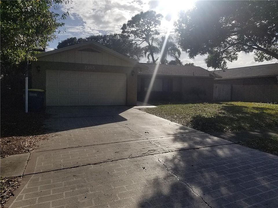2nd image of 2365 Millwood Ln