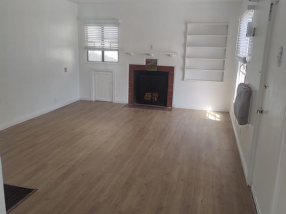 3rd image of 1583 Bradford St