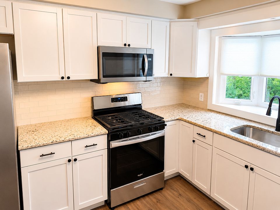 1st image of 509 Torrance Ave