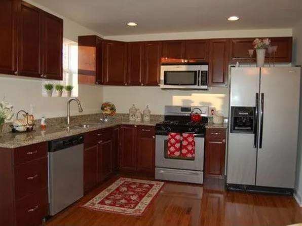 831 Clovis Ave, Capitol Heights, MD 20743