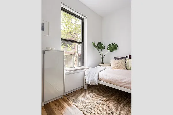 Sold by Compass | media 12