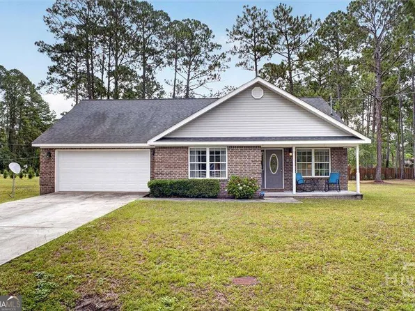 30 Vandiver St, Pembroke, GA 31321